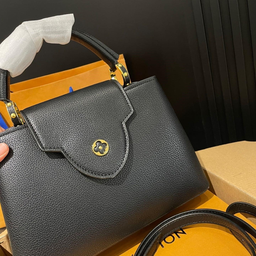 Louis Vuitton Capucines BB Bag Black 27Cm M94755 - Image 5
