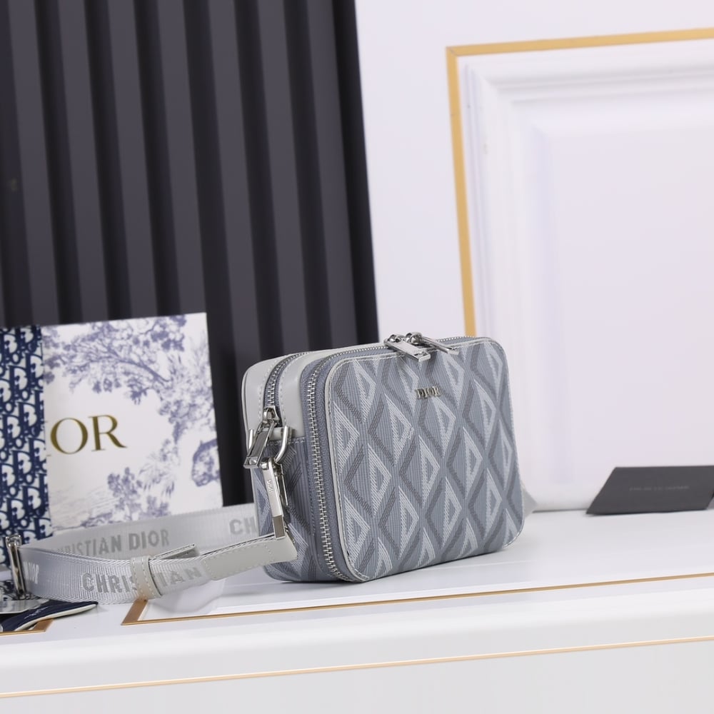 DIOR ZIPPED POUCH WITH STRAP DIOR GRAY COATED COTTON CANVAS WITH CD DIAMOND PRINT 17CM - Image 3