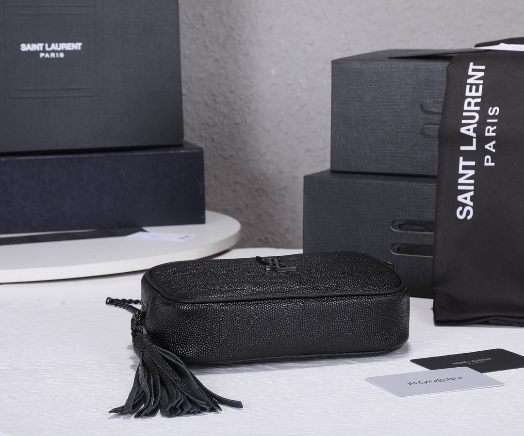 Saint Laurent Lou Camera Bag In Quilted Leather Black 18Cm - Image 6