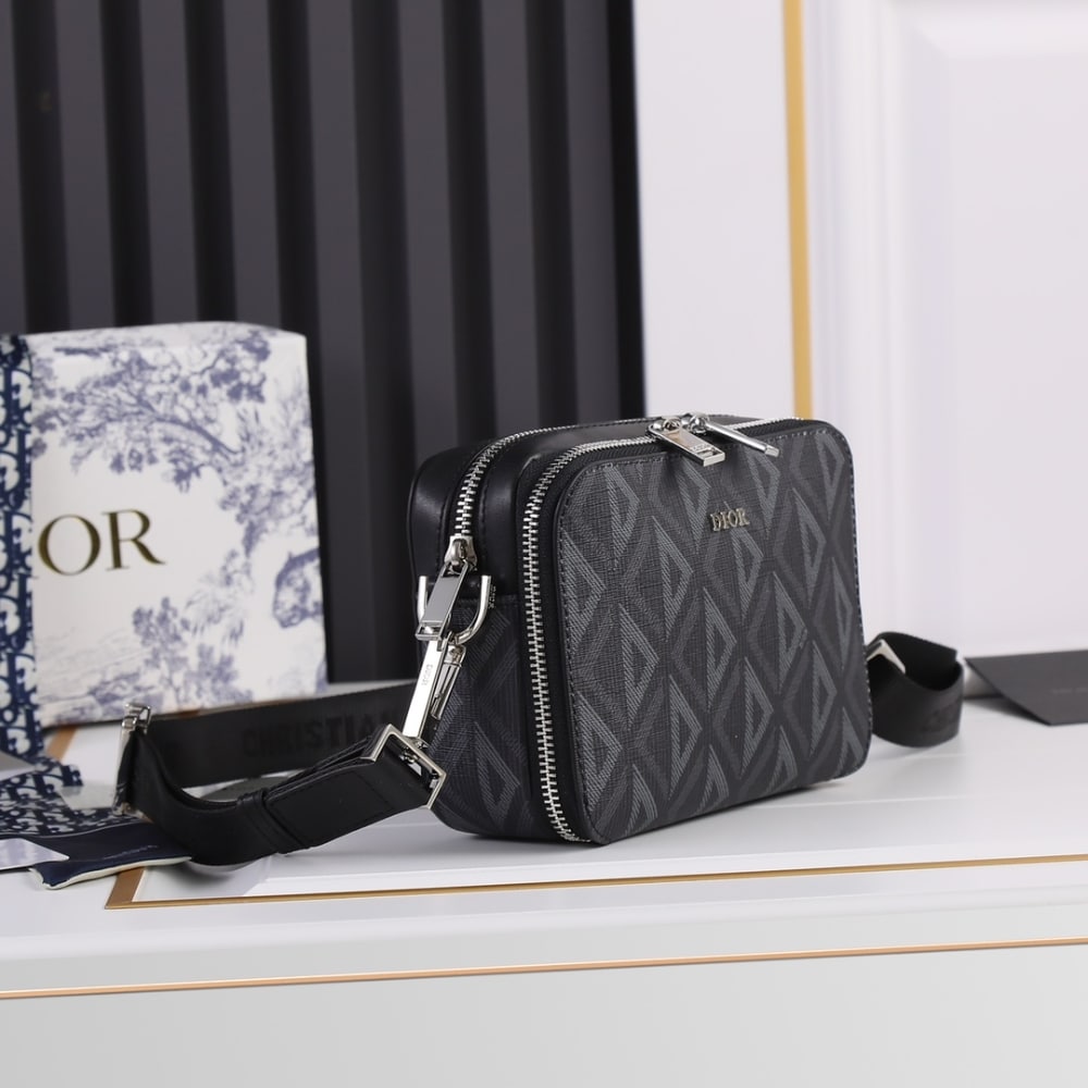 DIOR ZIPPED POUCH WITH STRAP DIOR BLACK COATED COTTON CANVAS WITH CD DIAMOND PRINT 17CM - Image 3