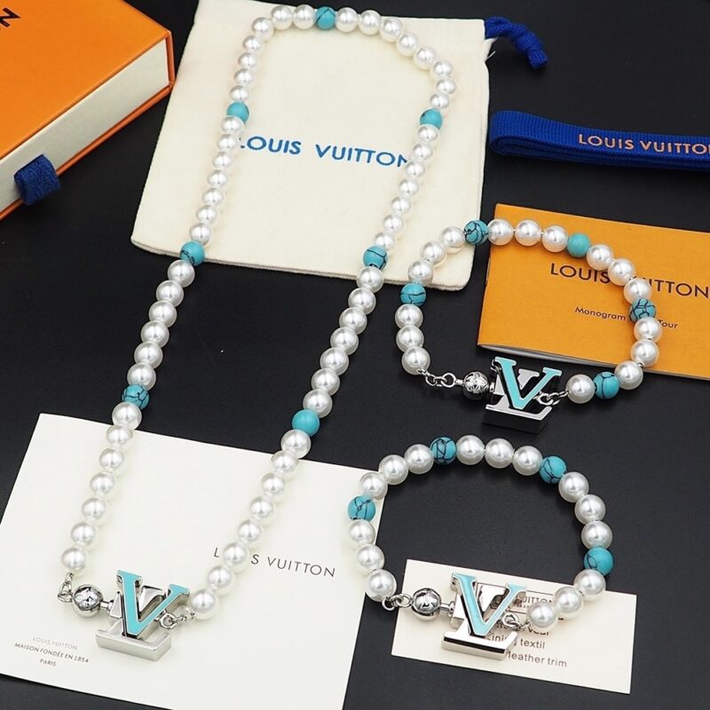 Alternative view of Louis Vuitton Turquoise Rodeo Necklace White And Blue M02058