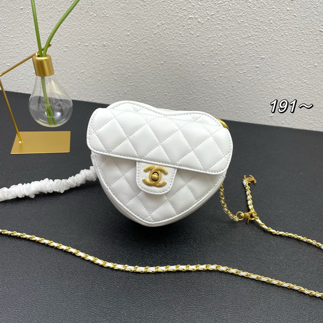 Chanel Heart Clutch With Chain White Ap2784 - Image 6