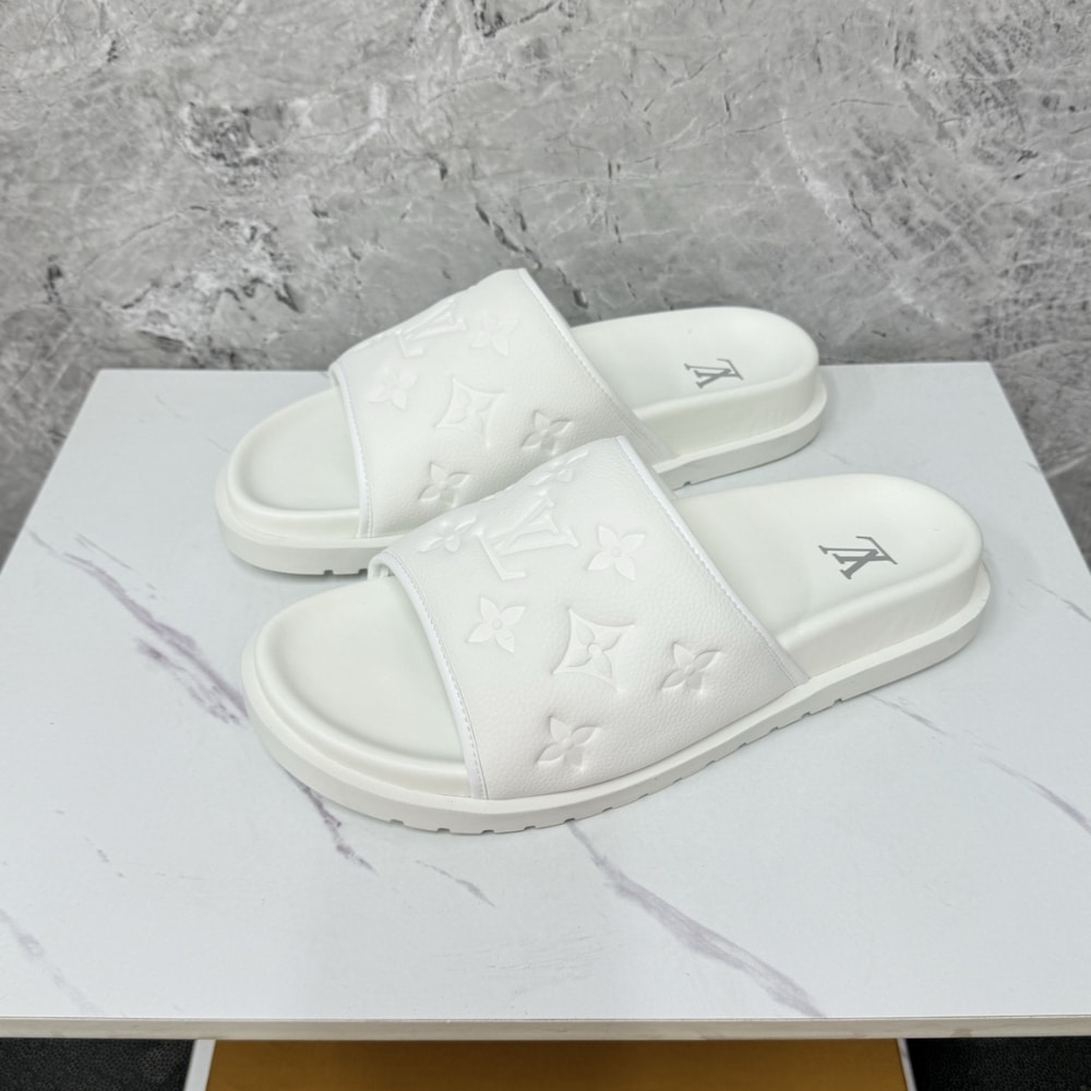 Louis Vuitton Miami Mule Embossed Synthetic White 1Adggi - Image 3