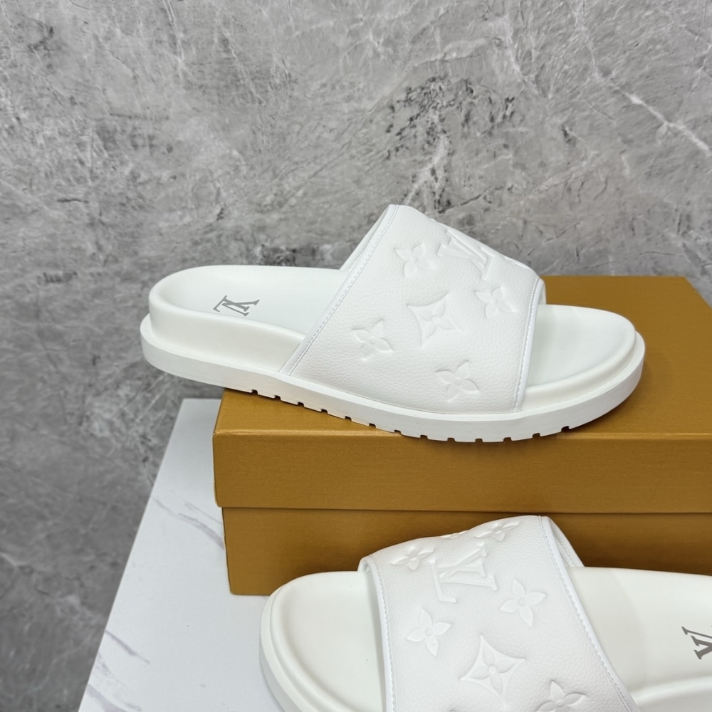 Louis Vuitton Miami Mule Embossed Synthetic White 1Adggi - Image 5