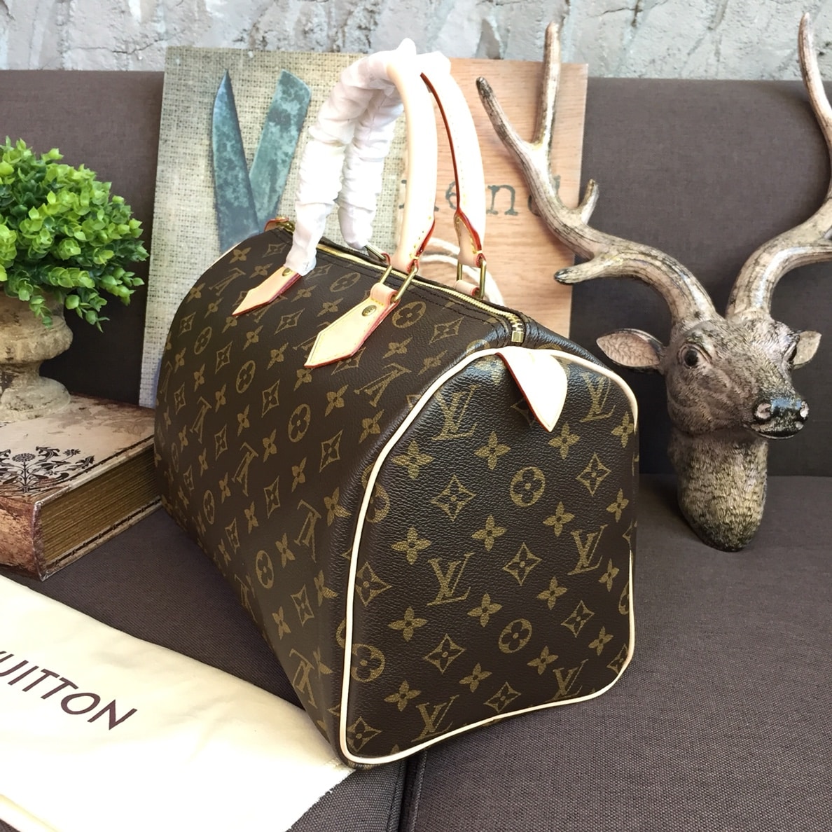Louis Vuitton Speedy Bandoulière 35 Monogram Canvas 35Cm M46981 - Image 3