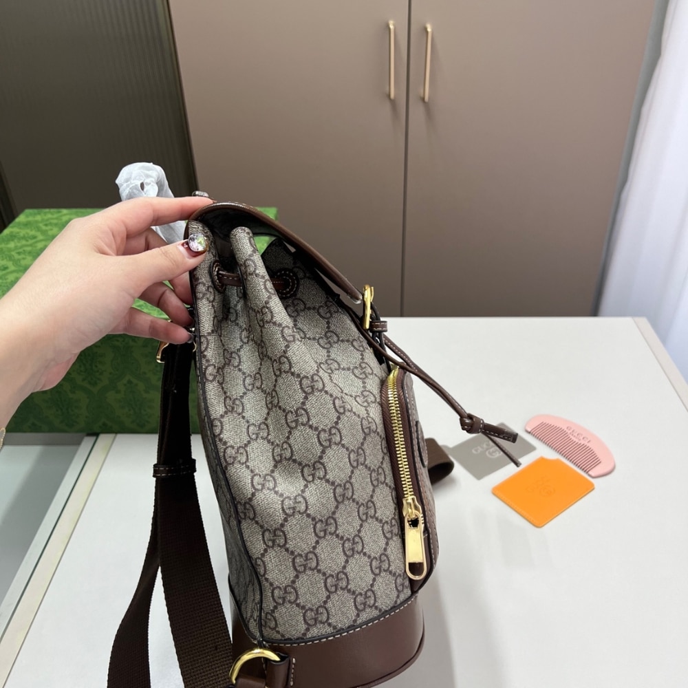 Iconic Set: Gucci Backpack With Interlocking G And Gg Supreme Canvas Wallet Ophidia Key Case - Image 3