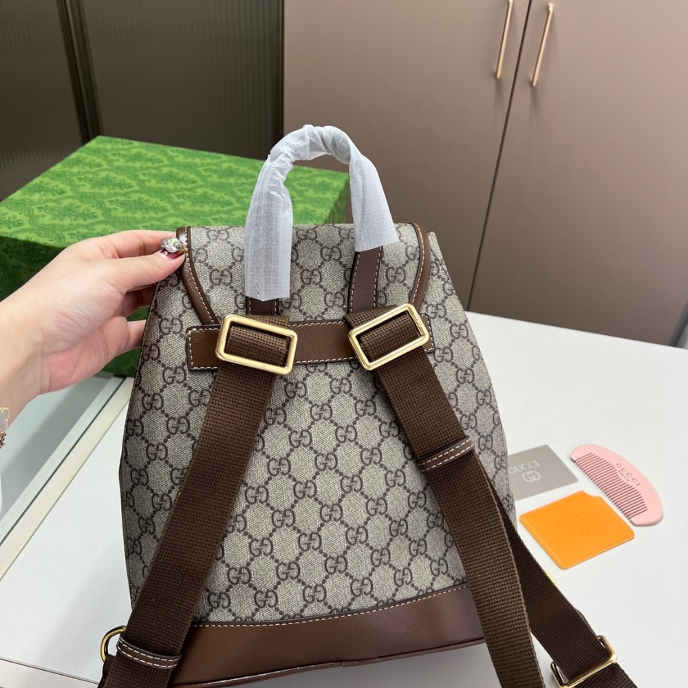 Iconic Set: Gucci Backpack With Interlocking G And Gg Supreme Canvas Wallet Ophidia Key Case - Image 5
