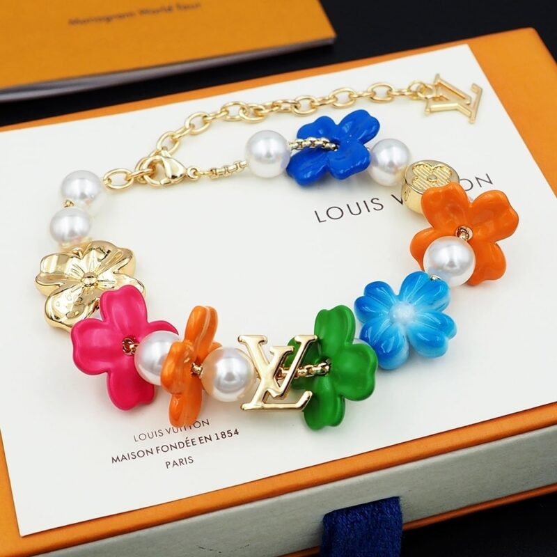Alternative view of Louis Vuitton Lv Surfin' Flower Bracelet M1603A