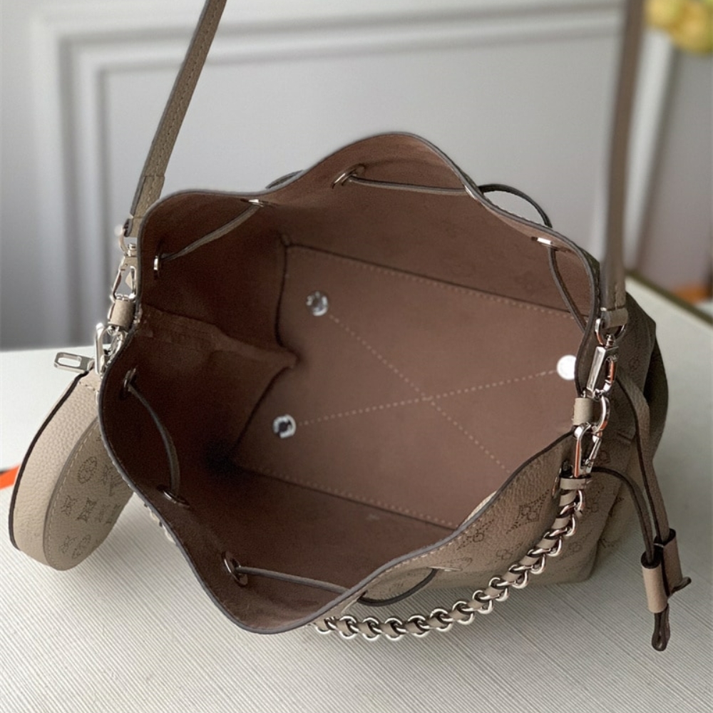 Louis Vuitton Bella Galet Gray 22Cm M57201 - Image 4