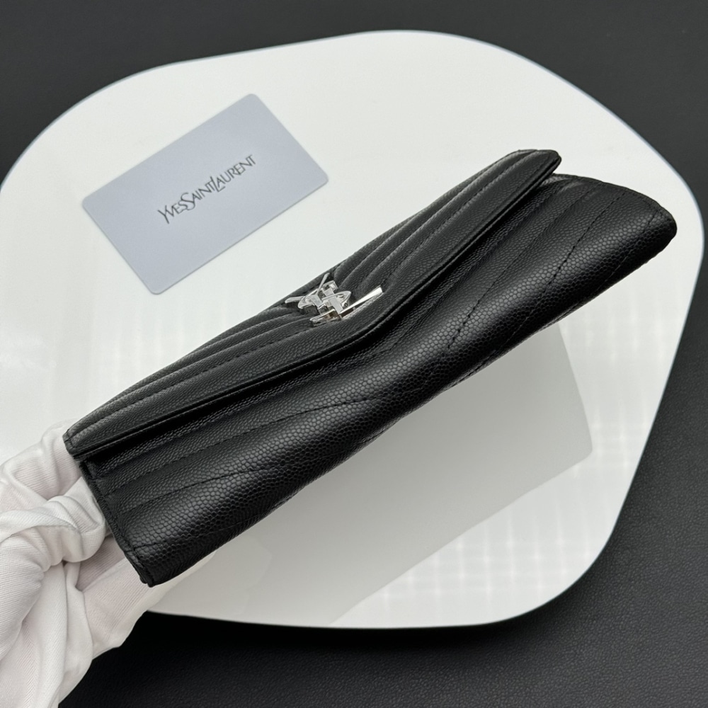 Saint Laurent Cassandre Matelassé Large Flap Wallet In Grain De Poudre Leather Silver Black 19Cm 372264BOW021000 - Image 4