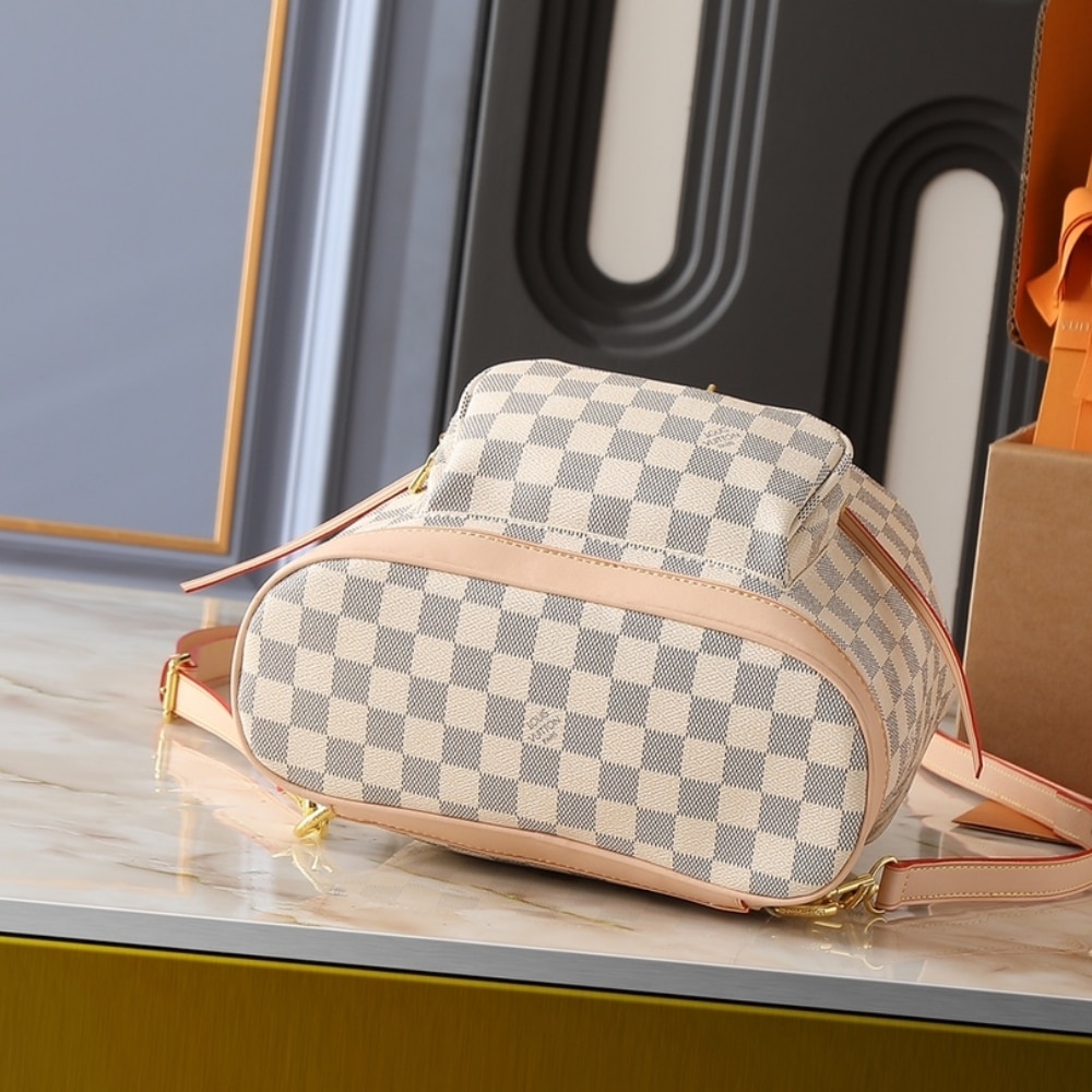 Iconic Set: Louis Vuitton Montsouris Pm And Lisa Wallet - Image 4