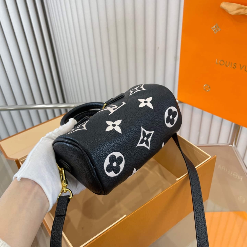 Louis Vuitton Nano Speedy Monogram Canvas Black 17Cm M81456 - Image 4