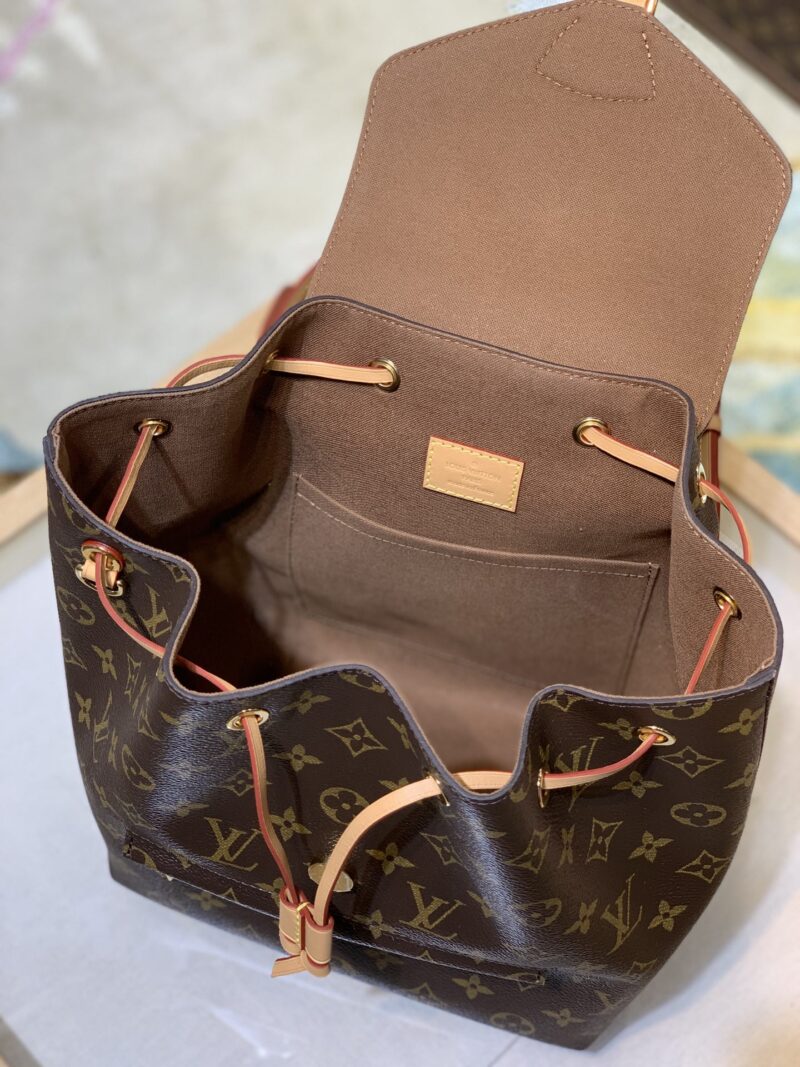 Alternative view of Louis Vuitton Montsouris PM 27Cm M45501