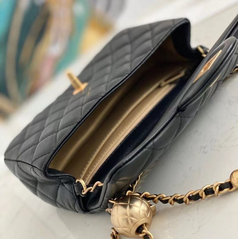 Alternative view of Chanel Shoulder Bag Black Ap1787