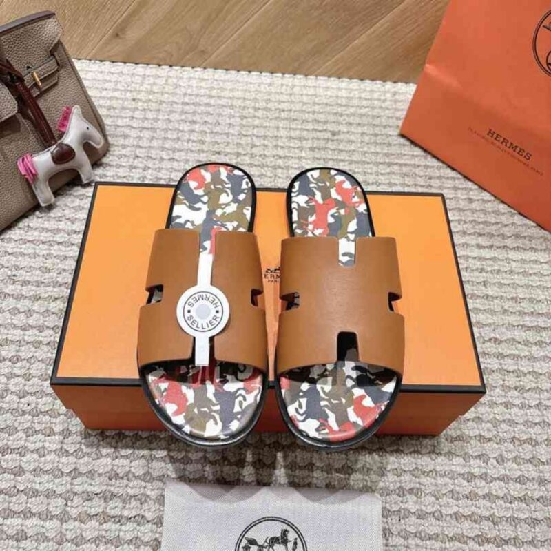 Alternative view of Hermes Izmir Sandal Natural H242878Zha3410