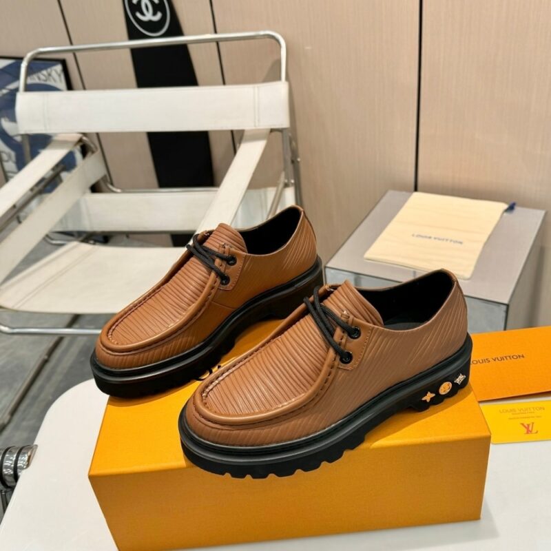 Alternative view of Louis Vuitton Ranger Derby Brown