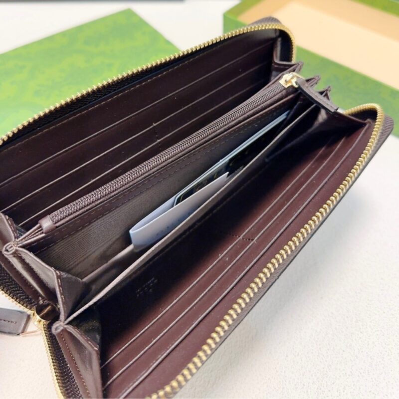Alternative view of Gucci Supreme Canvas Bee Leather Wallet Long Round Zipper Web Beige Ebony 21Cm