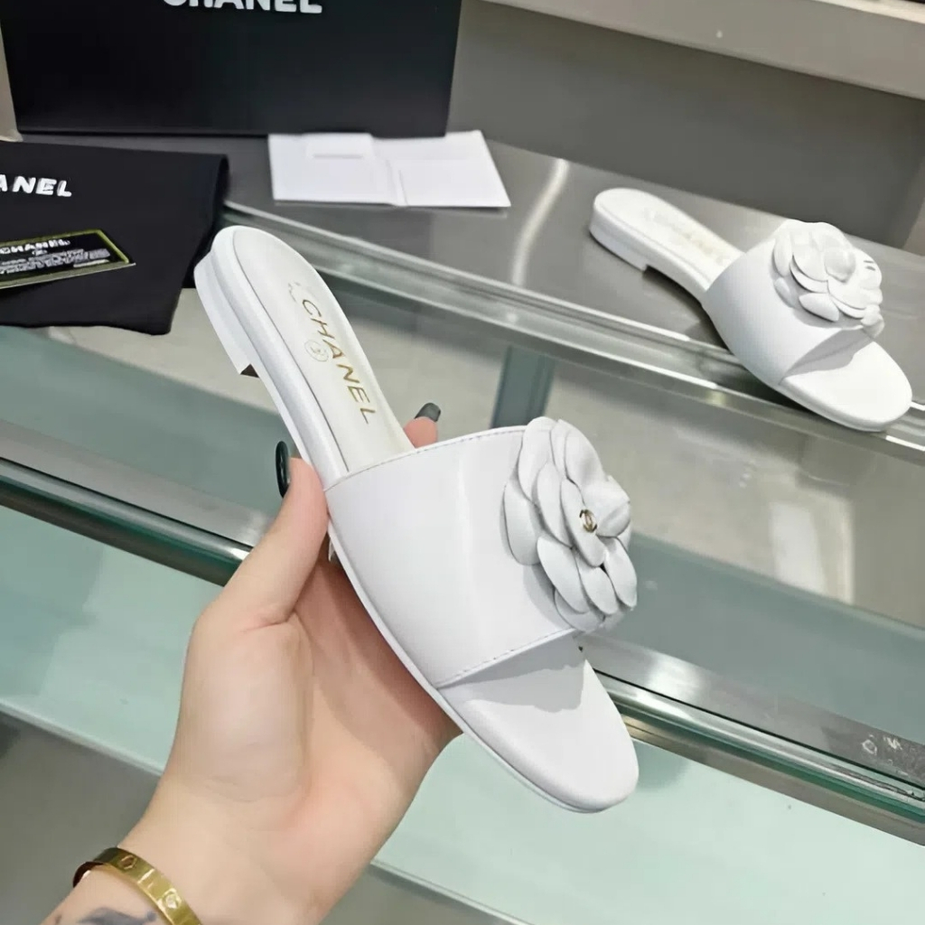 Chanel CC Mules With Camellia In White Slides - Image 4