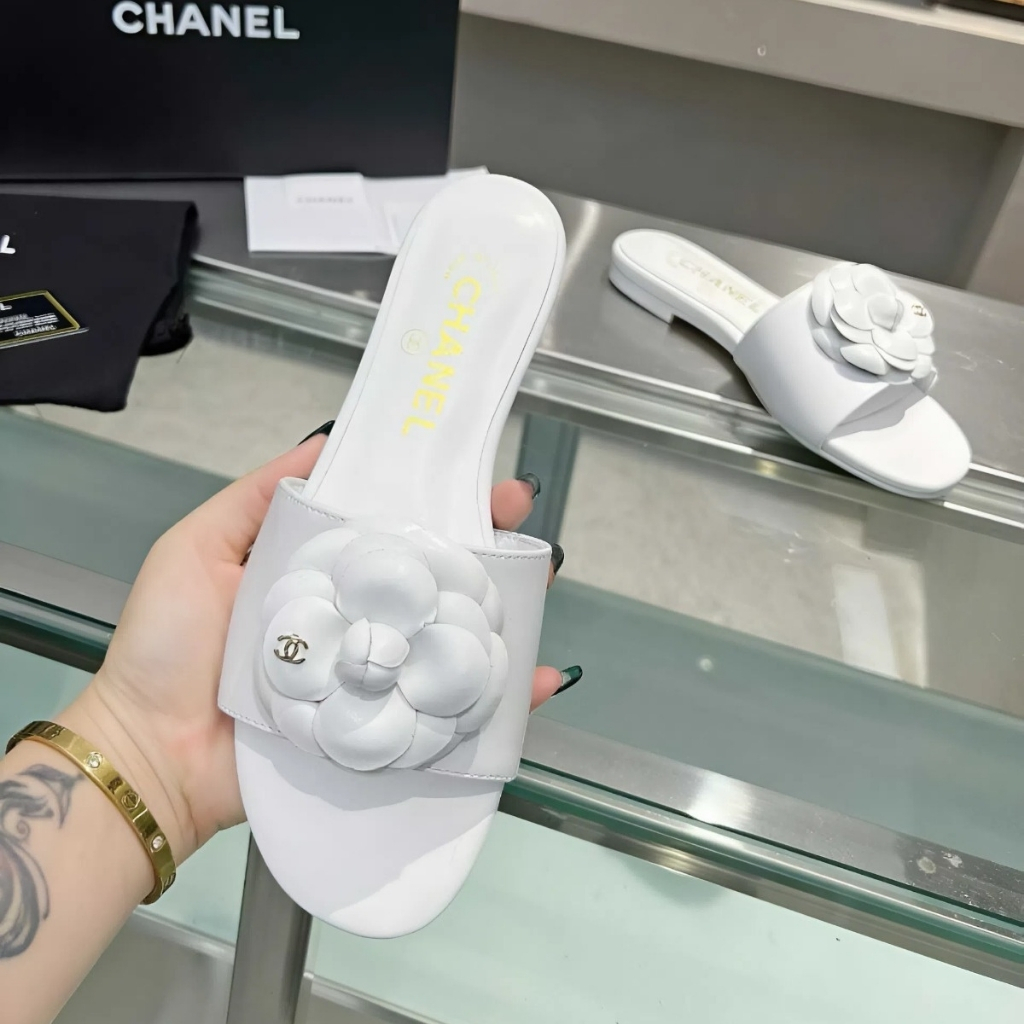 Chanel CC Mules With Camellia In White Slides - Image 6