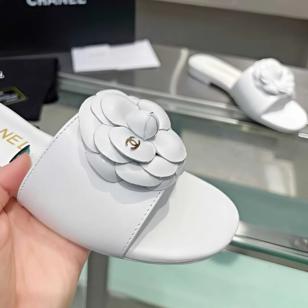 Chanel CC Mules With Camellia In White Slides - Image 7
