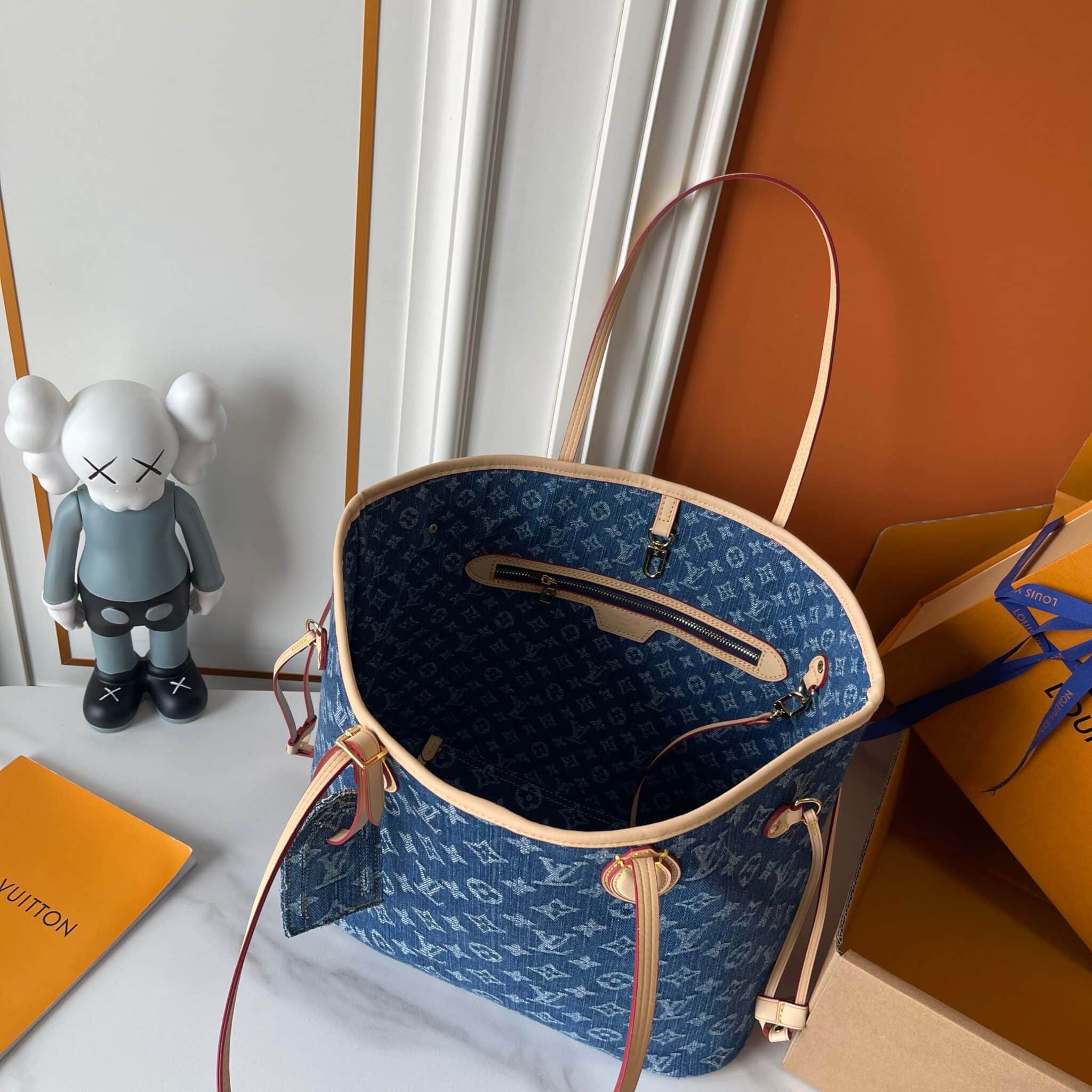 Iconic Set: Louis Vuitton Neverfull Mm And Zippy Wallet Monogram Cherry - Image 4