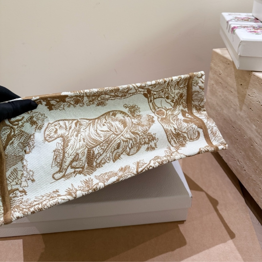 Dior Medium Book Tote Toile De Jouy Embroidery Ecru Brown 36cm - Image 4
