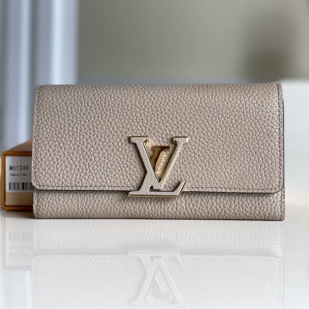 Louis Vuitton Capucines Wallet Galet M61248 - Image 2
