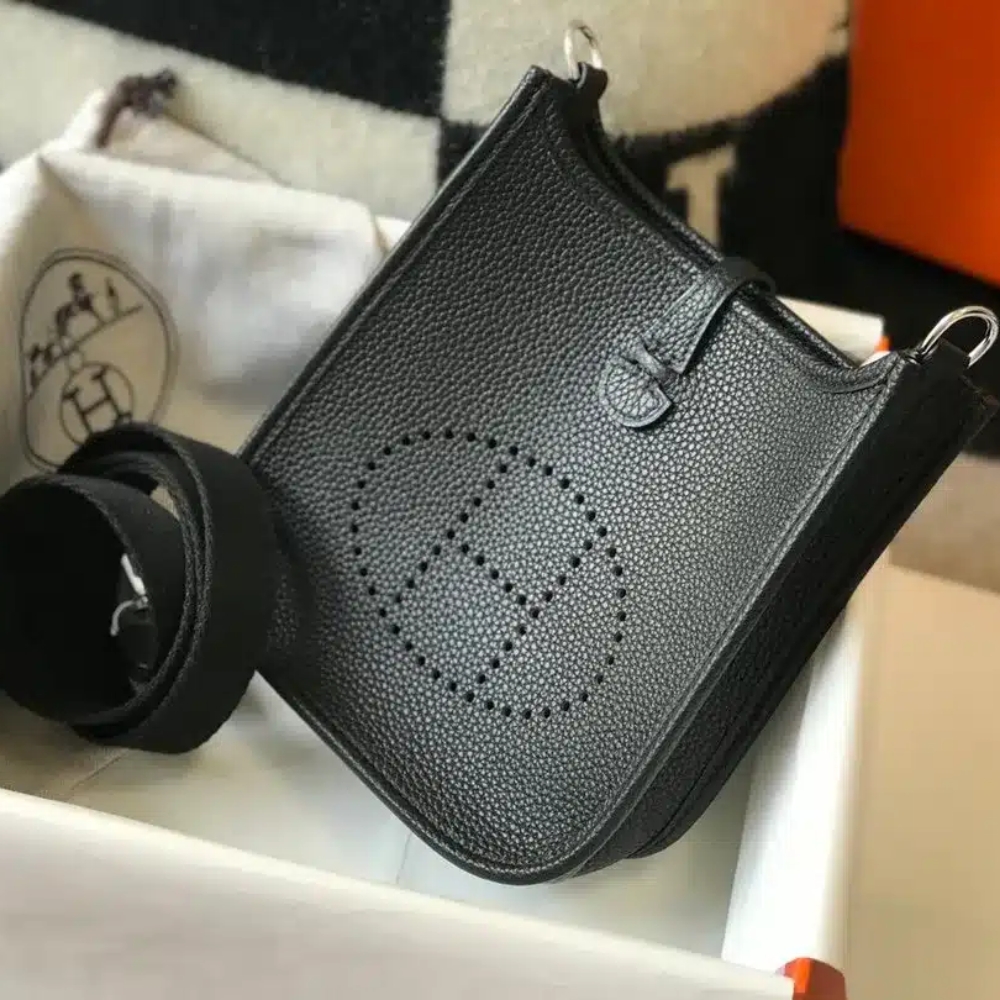 Hermes Evelyne 16 Amazone Black Bag 16Cm H069426Ckav - Image 2