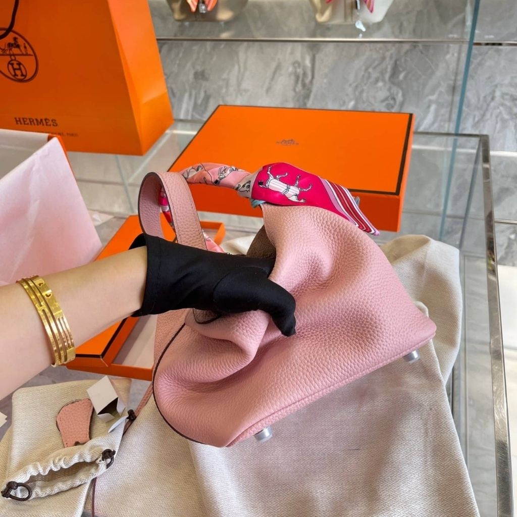 Hermes Picotin 18 Clemence Silver Hardware Rose Sakura 18Cm - Image 5