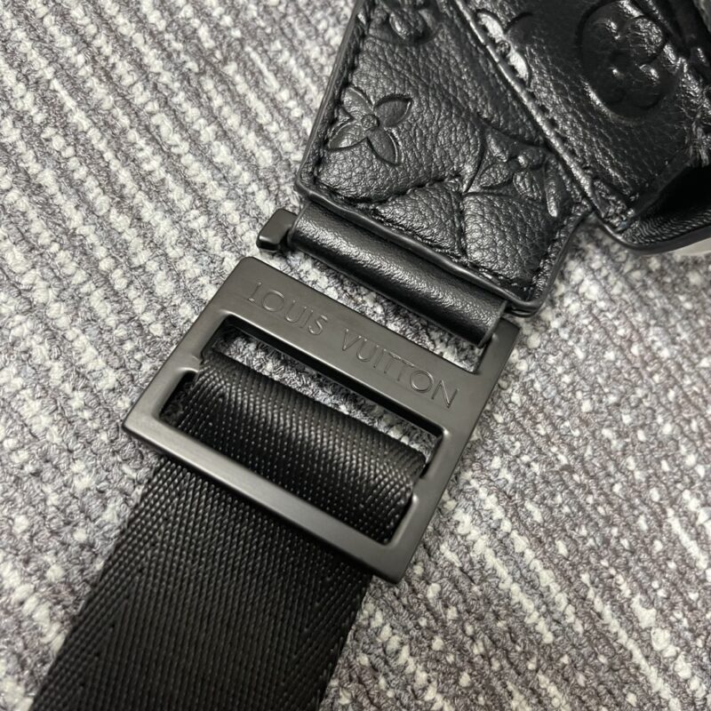 Alternative view of Louis Vuitton S Lock Sling Monogram Black Bag 21Cm M58487