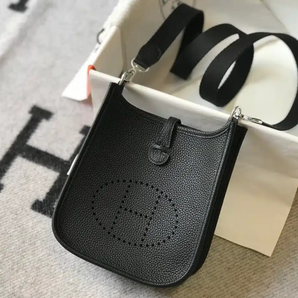 Hermes Evelyne 16 Amazone Black Bag 16Cm H069426Ckav - Image 4