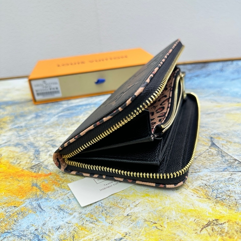 Louis Vuitton Zippy Wallet Wild At Heart Monogram Empreinte Giant Black 19Cm M80680 - Image 4