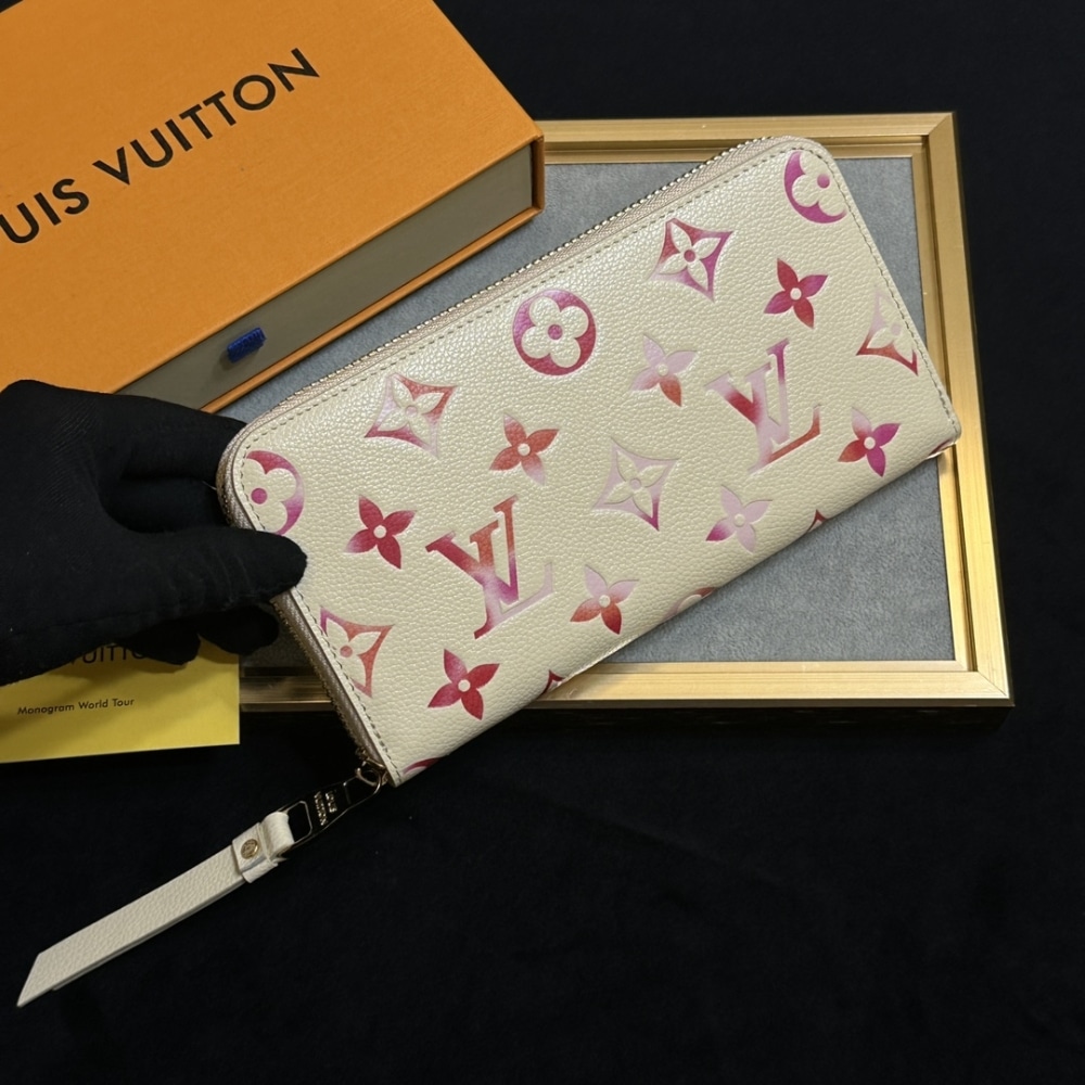 Iconic Set: Louis Vuitton Neverfull Mm And Zippy Wallet Monogram - Image 9