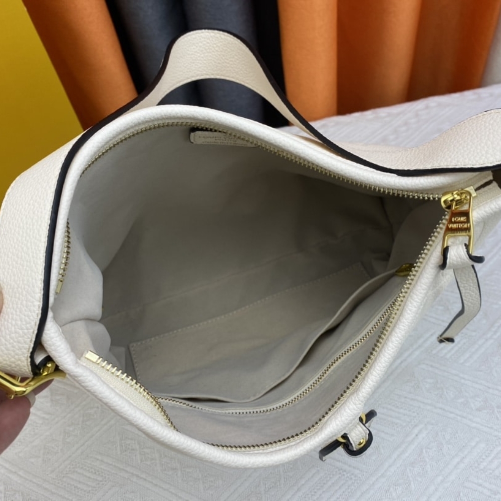 Louis Vuitton Carryall MM White 39Cm - Image 7