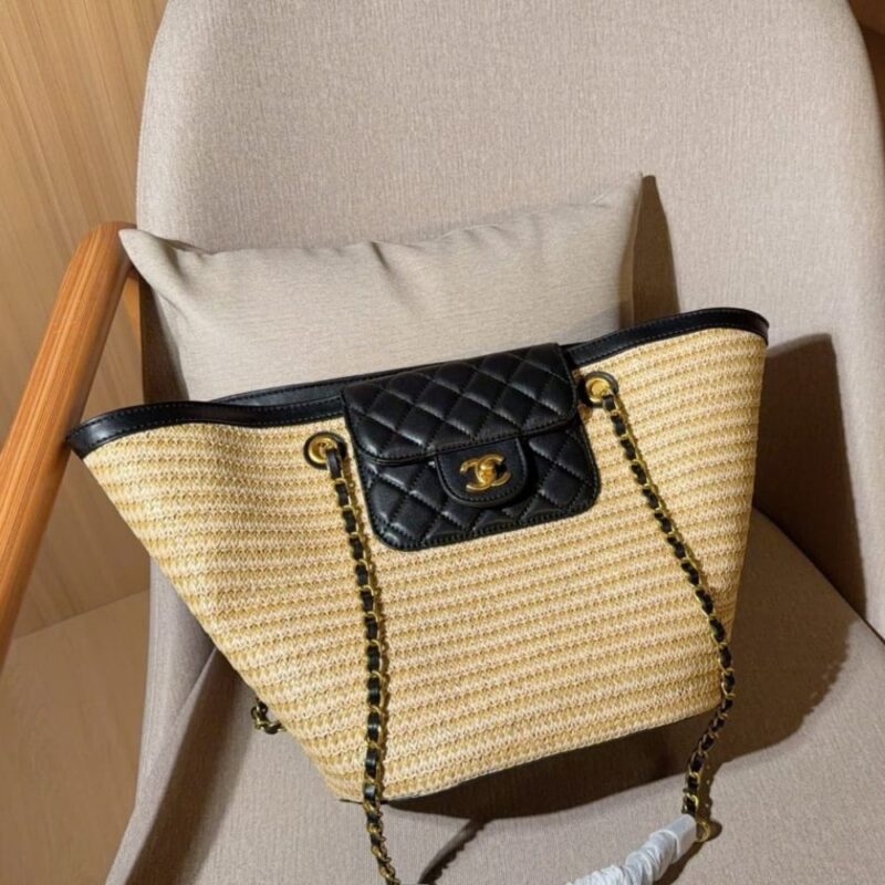 Alternative view of Chanel Braided Straw Small Tote Bag Beige Black 25Cm