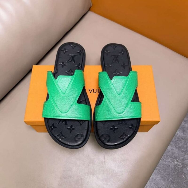 Alternative view of Louis Vuitton Oasis Mule Monogram Green