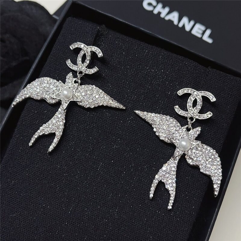 Alternative view of Chanel Pendant Earrings  Glass Pearls Silver Abf754 B20575 U0940