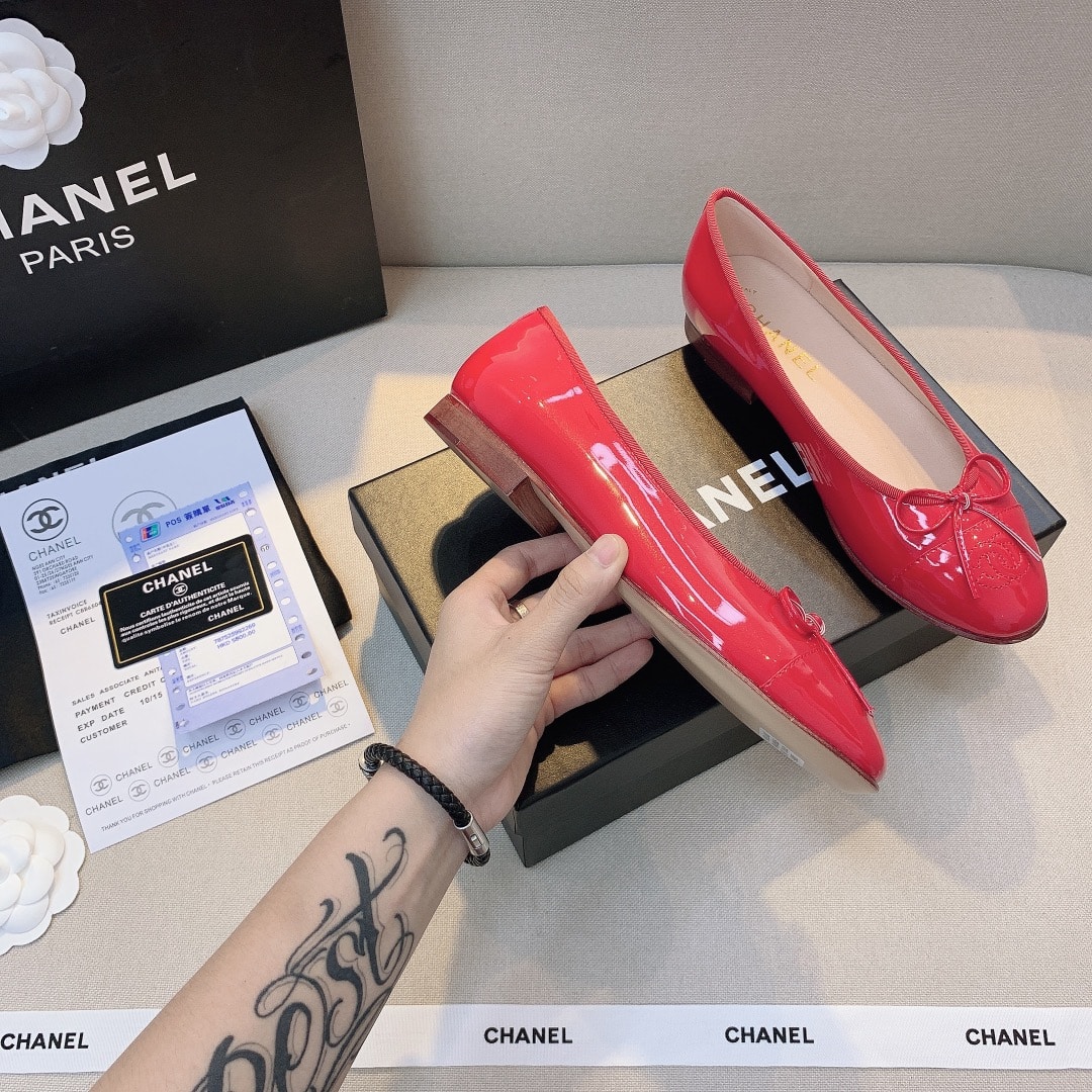 Chanel Patent Leather CC Cap Toe Ballet Flats Red - Image 3