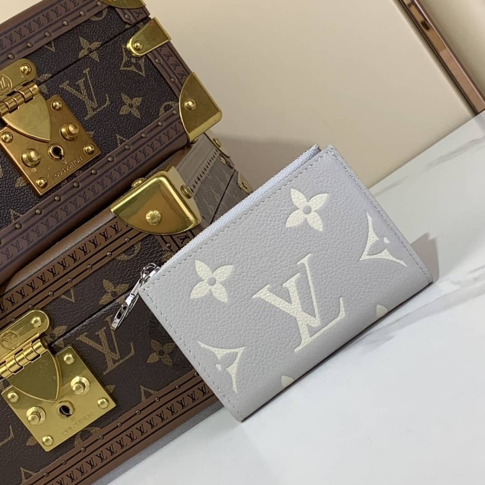 Iconic Set: Speedy Soft 30 And Lisa Wallet Bicolor Monogram - Image 8