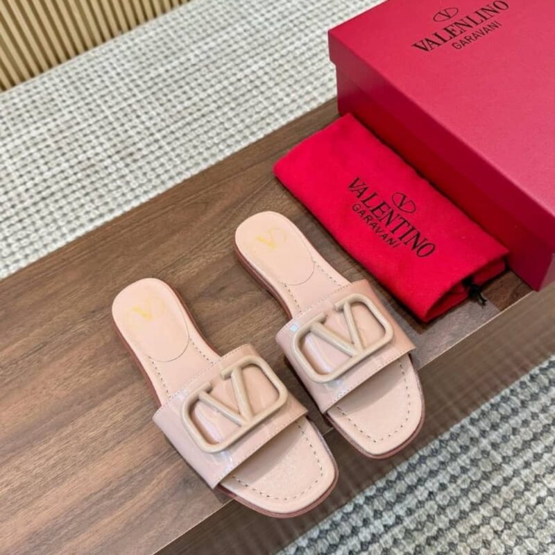 Alternative view of Valentino Smooth Leather Slippers With Vlogo Light Pink