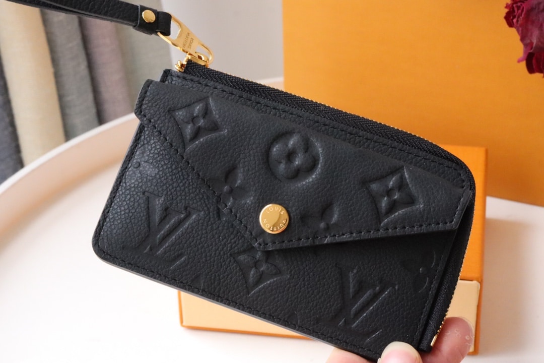 Louis Vuitton Card Holder Recto Verso 13Cm Black M69421 - Image 8
