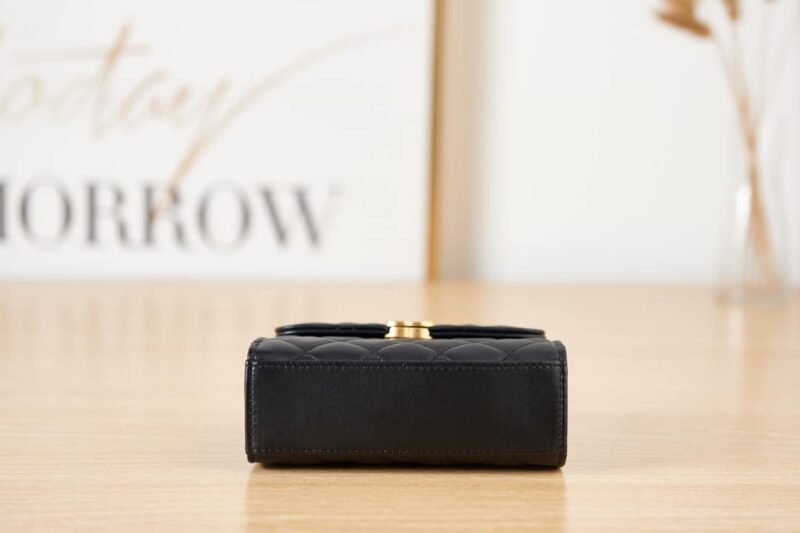 Alternative view of Chanel Clutch With Chain Black Ap2945 B08842 94305
