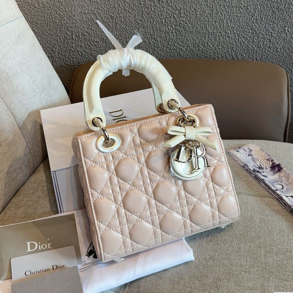 Dior Medium Lady Dior Bag With Chain Pink and Latte 20Cm - Image 2