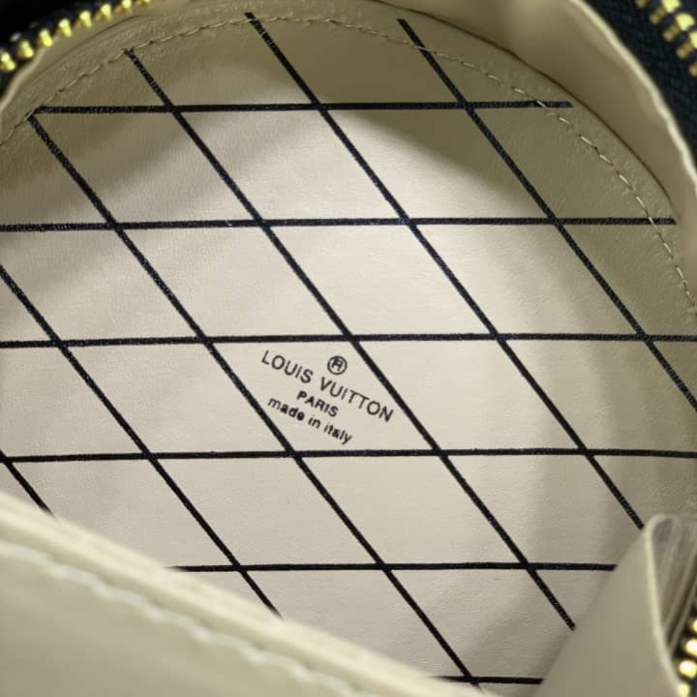 Louis Vuitton Mini Boite Chapeau Monogram 13Cm M44699 - Image 9