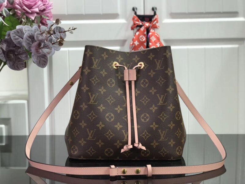 Alternative view of Louis Vuitton Néonoé 26Cm Pink M44022