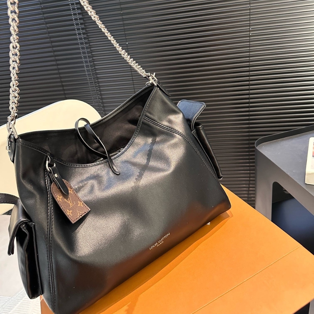 Louis Vuitton Carryall Cargo Vibe PM Bag Black 34Cm M24861 - Image 6