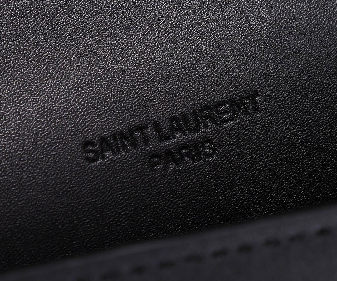 Saint Laurent Lou Camera Bag In Quilted Noir Leather Black 18Cm - Image 5