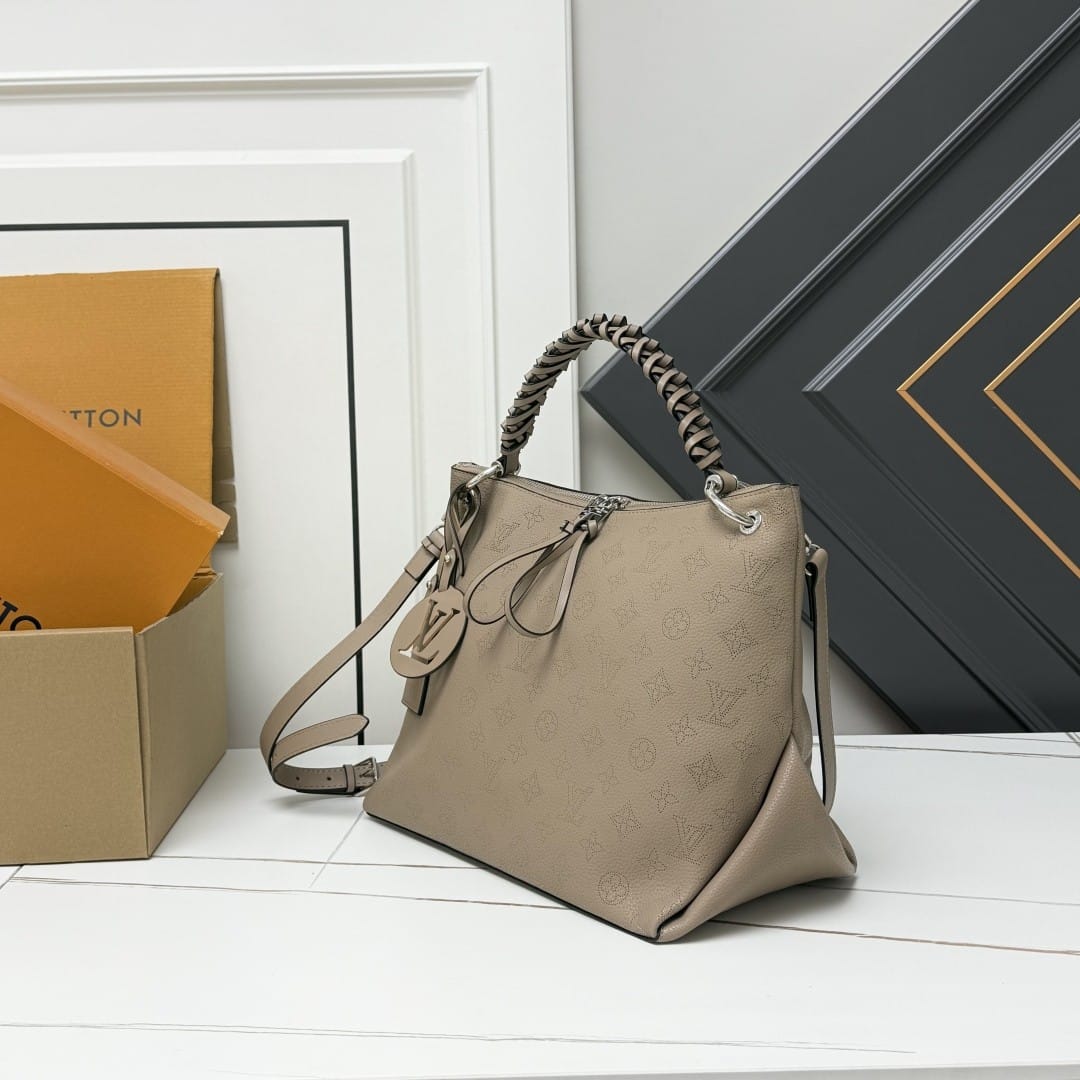 Louis Vuitton Beaubourg Hobo MM Galet Gray 32Cm M56084 - Image 4