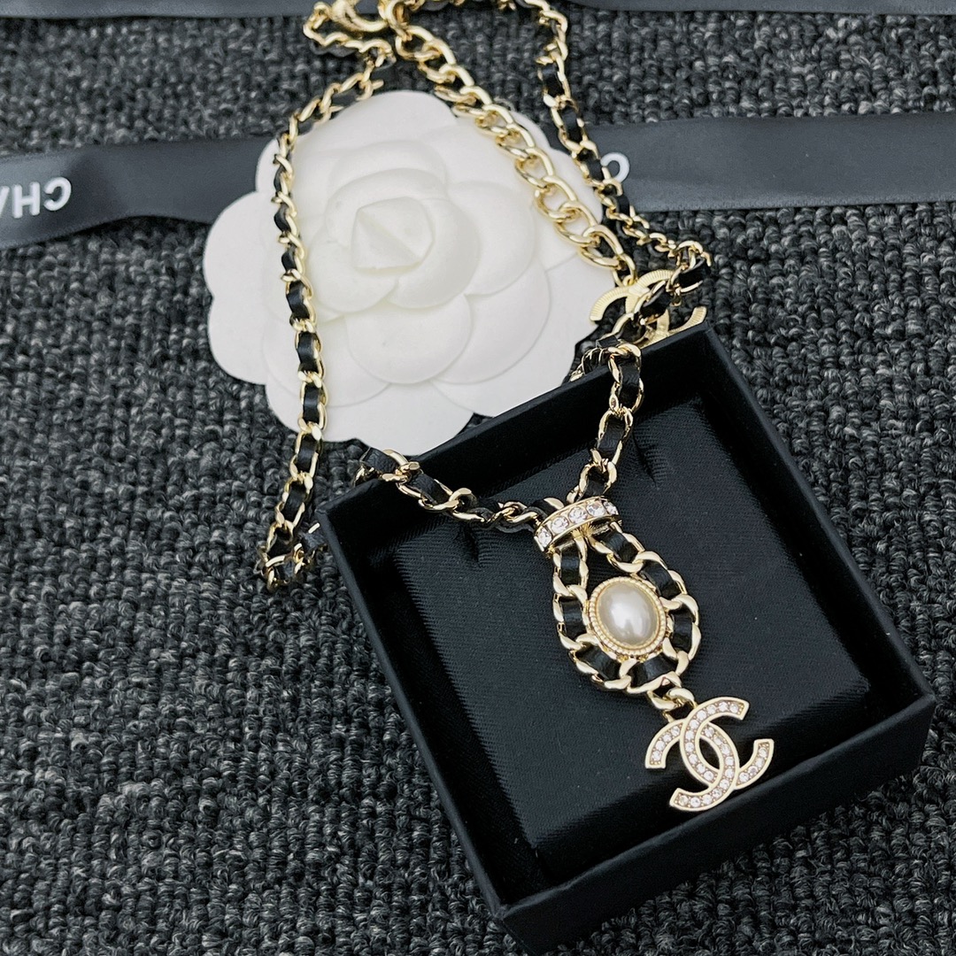 Chanel CC Necklace Leather Chain Pearl Crystal Drop Choker Gold Tone Black - Image 5