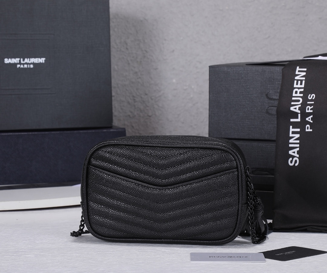 Saint Laurent Lou Camera Bag In Quilted Leather Black 18Cm - Image 8